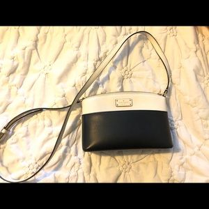 Kate Spade crossbody purse - super cute